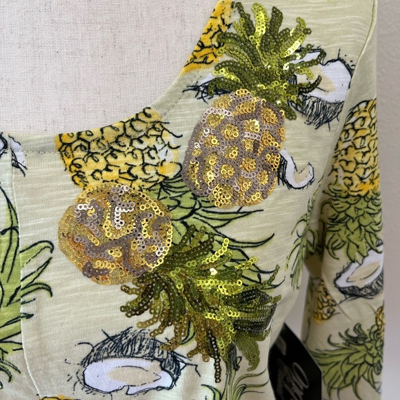 Sequined Pineapple’s & Coconuts Top Twisted at Bottom, NWT - Picture 7 of 8